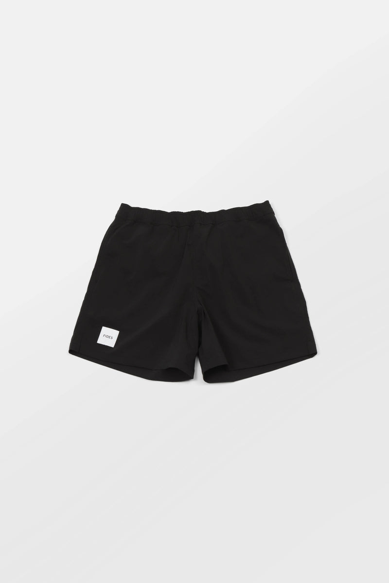 POLY×NYLON STRETCH SHORTS – FIDES