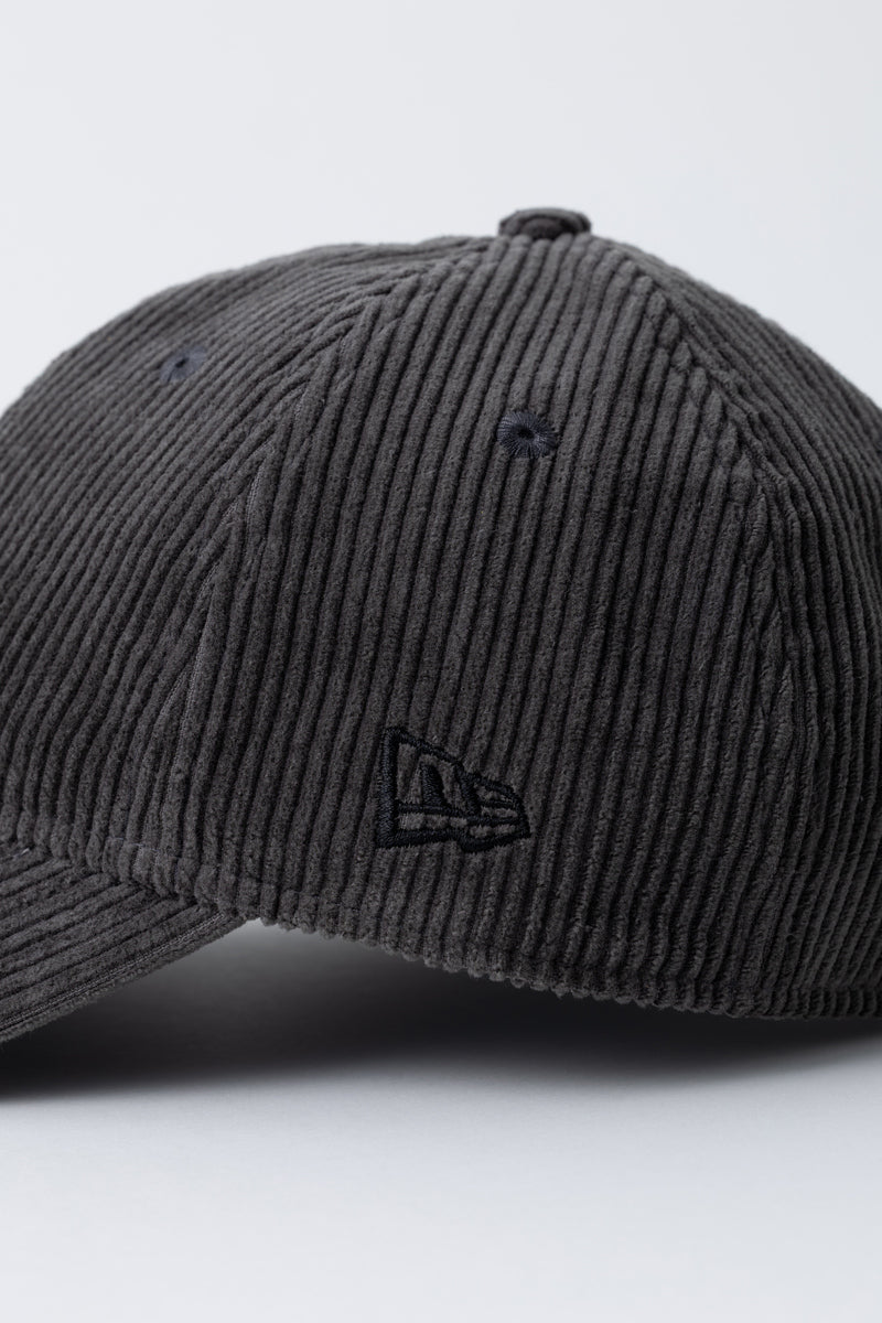 NEW ERA 9TWENTY CORDUROY CAP