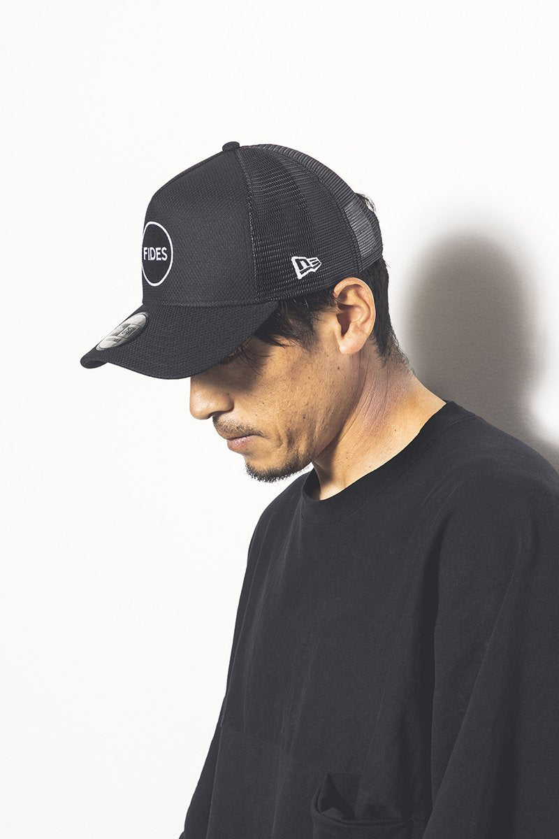 黒 FCRB NEW ERA EMBLEM 9FORTY A-FRAME CAP-